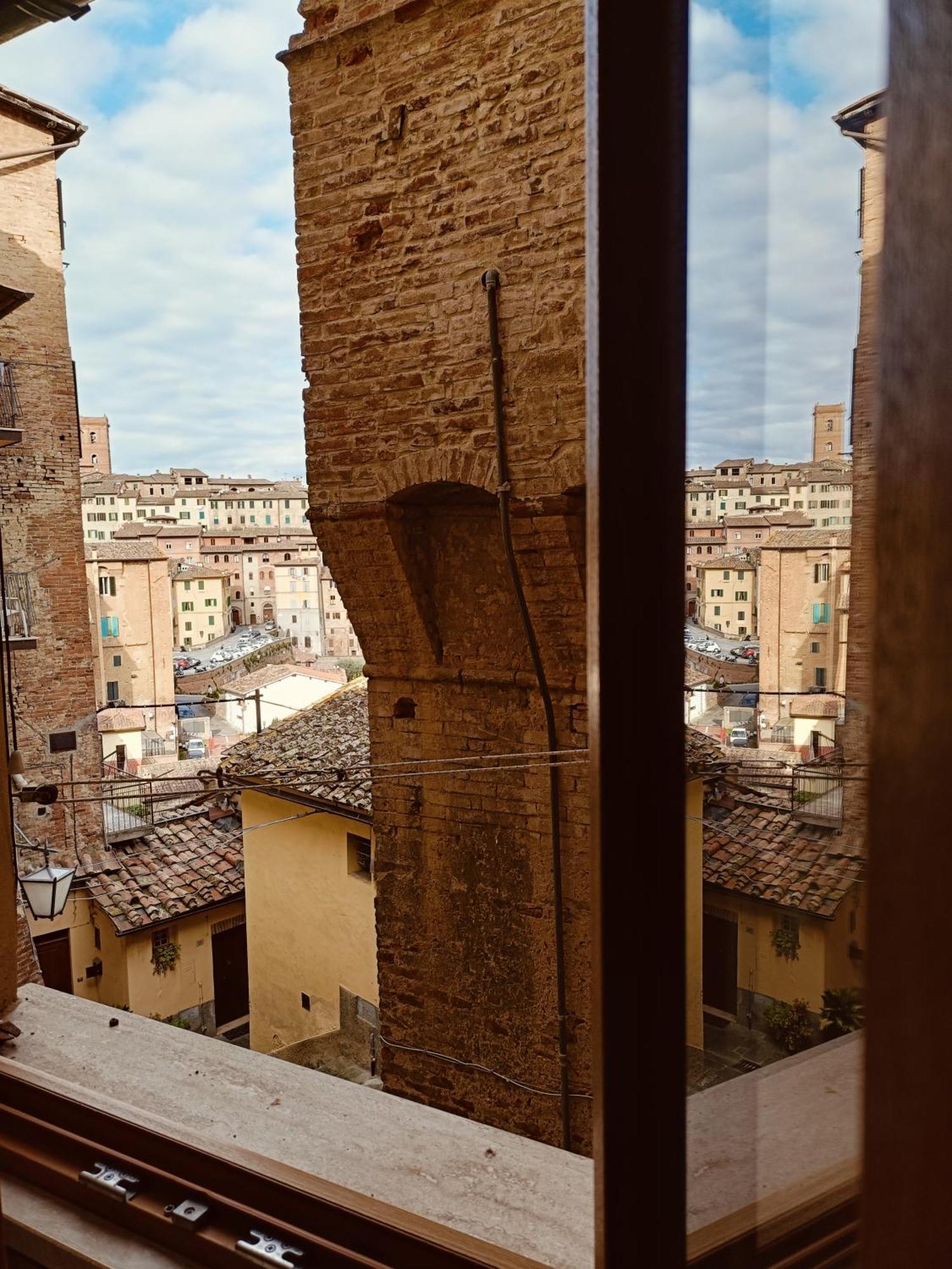 Apartmán Gest Short Rent Siena 1 Exteriér fotografie